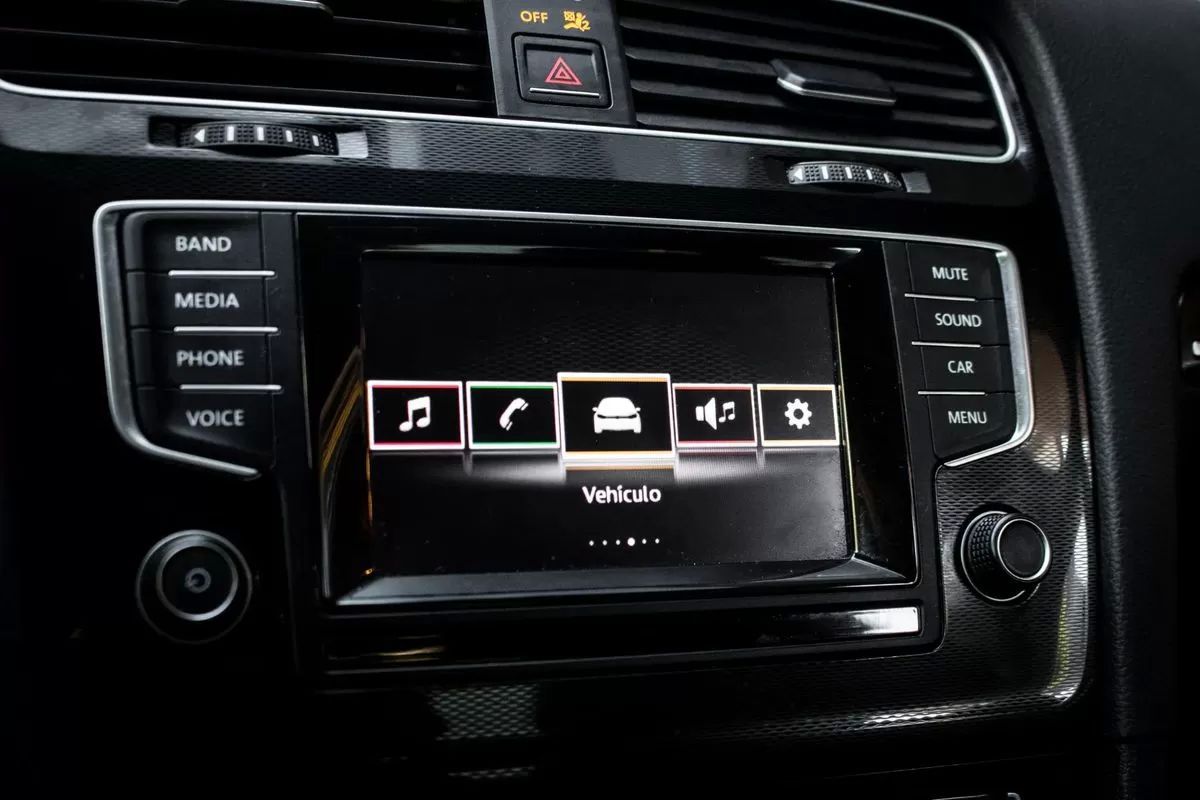 volkswagen-golf-2015-gasolina-1984cc
