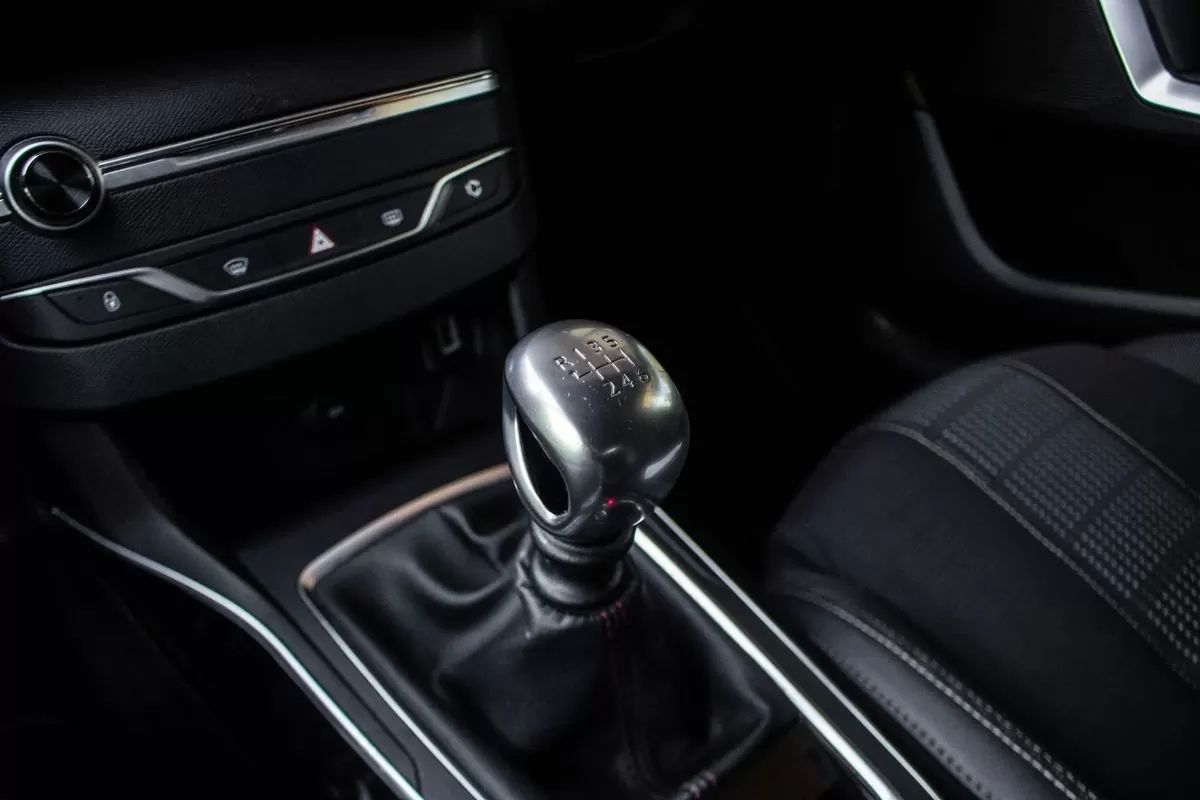peugeot-308-2019-diesel-1499cc