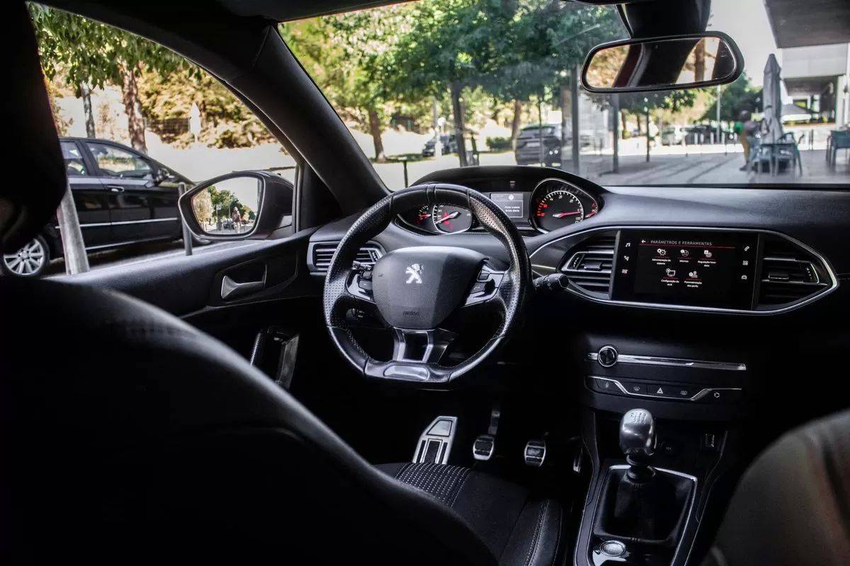 peugeot-308-2019-diesel-1499cc