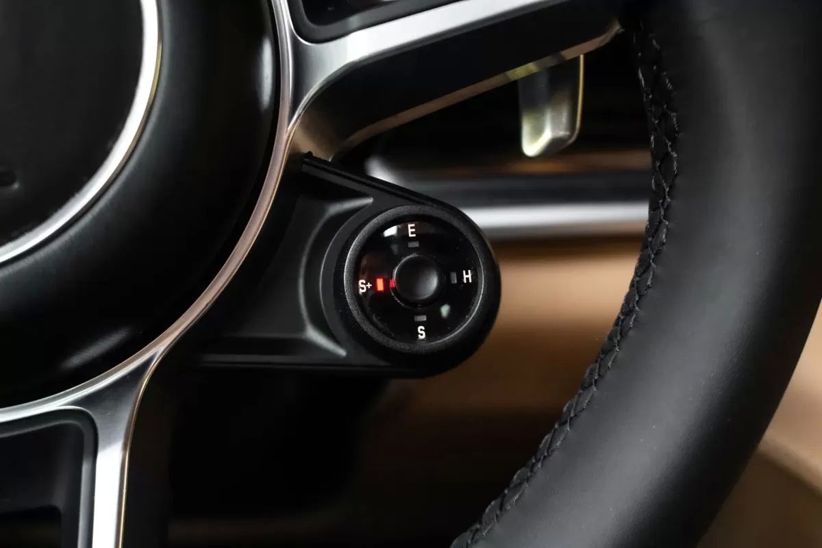 porsche-panamera-2020-hibrido-2894cc