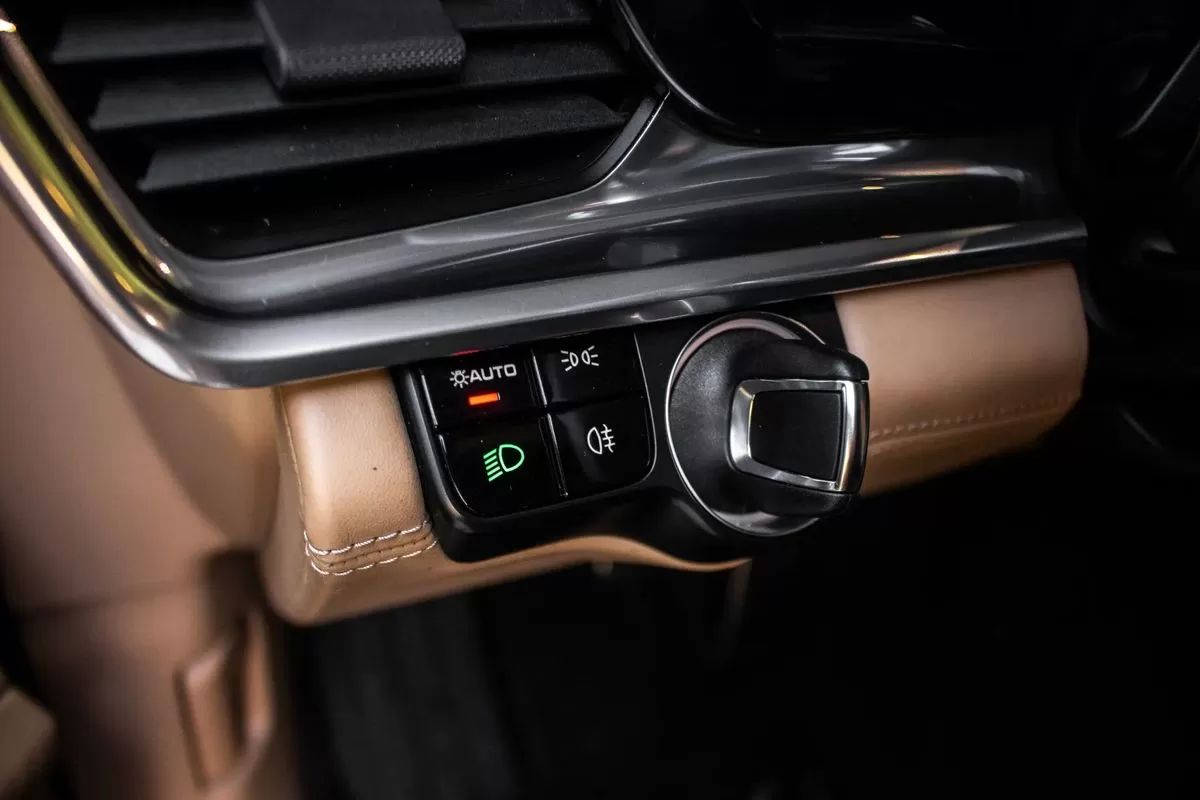 porsche-panamera-2020-hibrido-2894cc