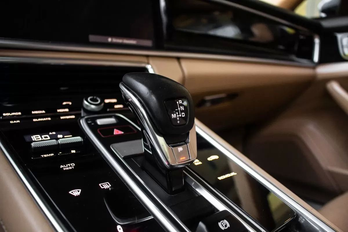 porsche-panamera-2020-hibrido-2894cc