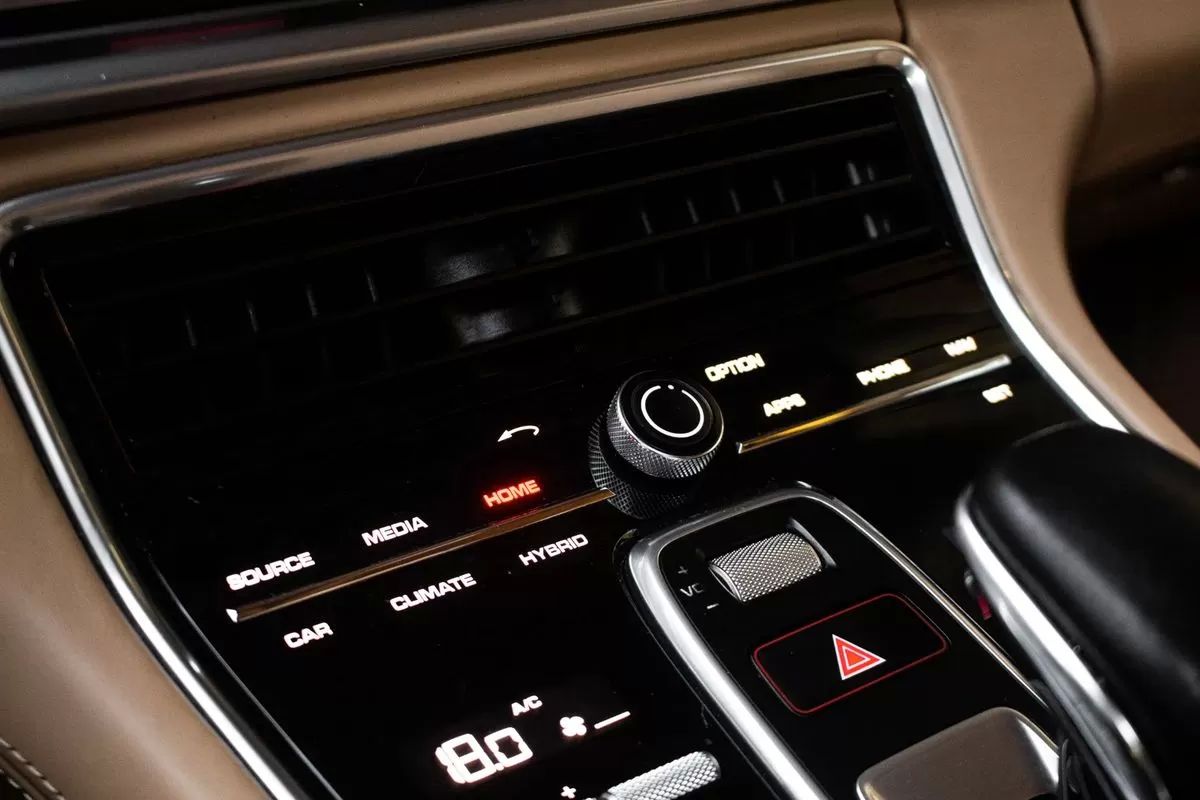 porsche-panamera-2020-hibrido-2894cc