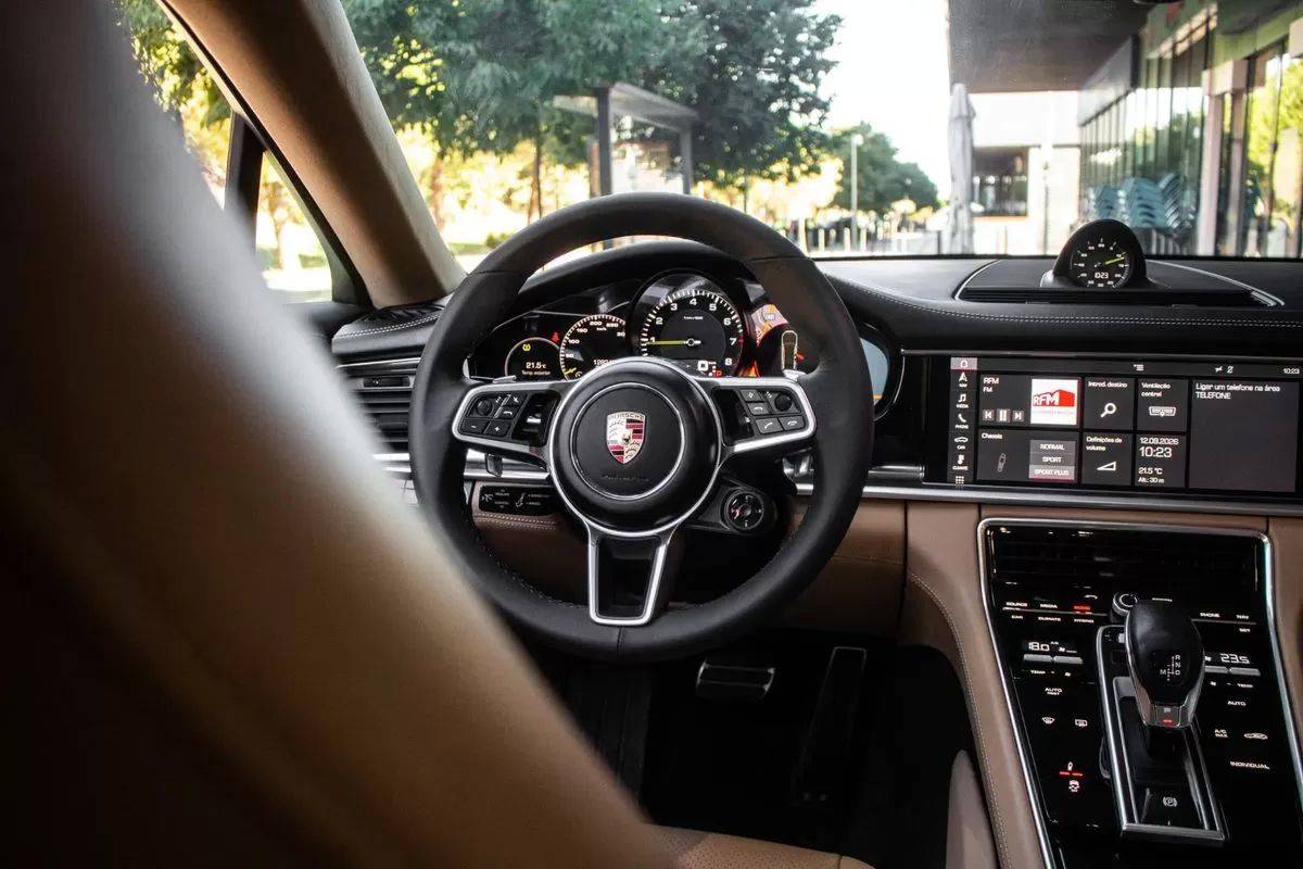 porsche-panamera-2020-hibrido-2894cc