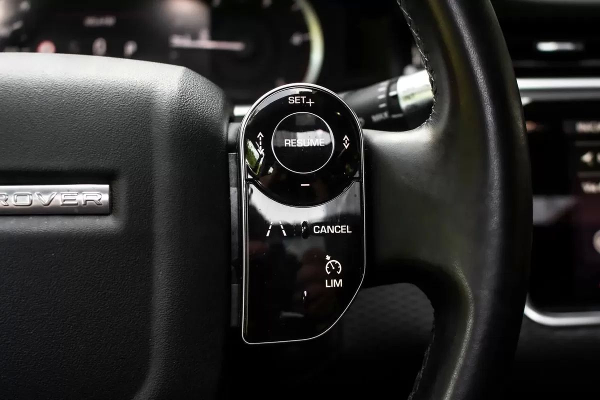 land-rover-range-rover-evoque-2020-diesel-1999cc