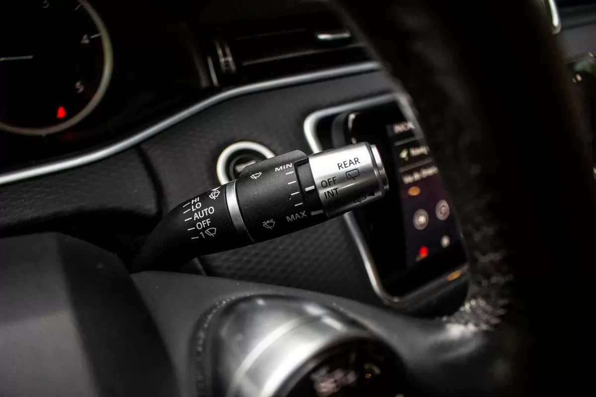 land-rover-range-rover-evoque-2020-diesel-1999cc