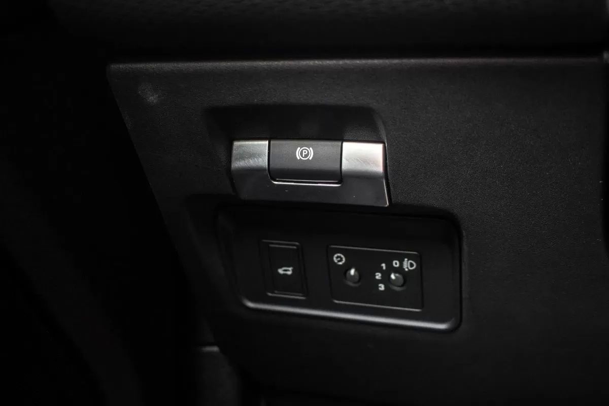 land-rover-range-rover-evoque-2020-diesel-1999cc