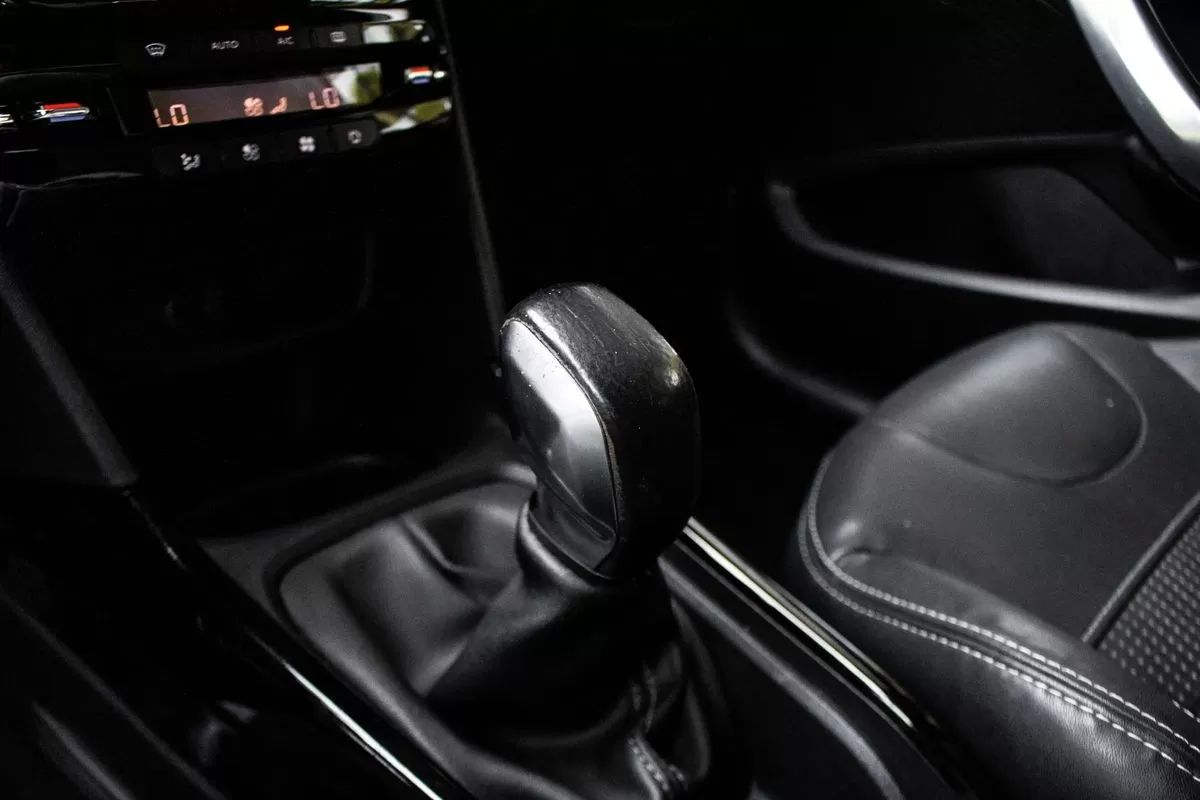 peugeot-2008-2016-gasolina-1199cc