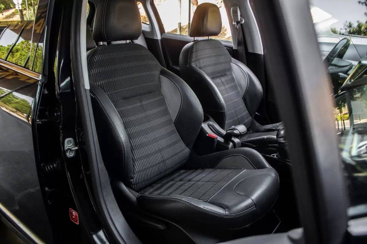 peugeot-2008-2016-gasolina-1199cc