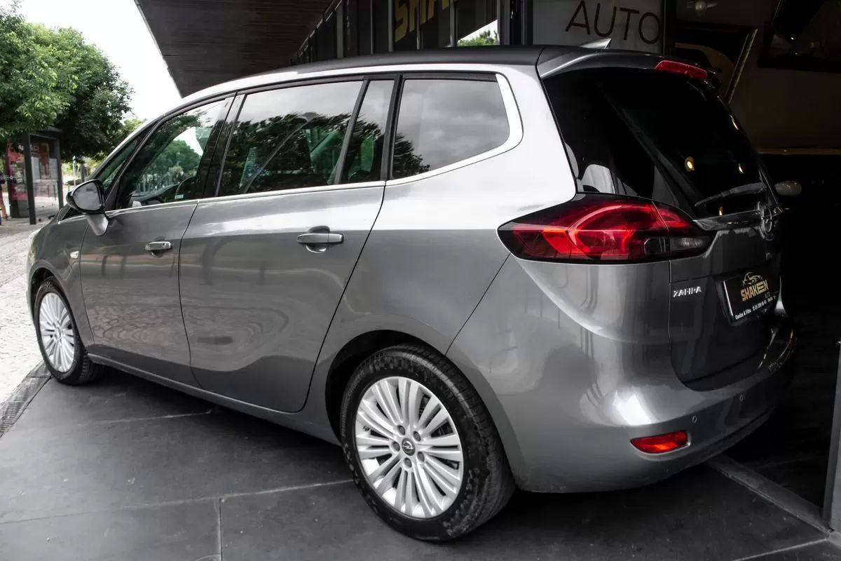 opel-zafira-2018-diesel-1598cc
