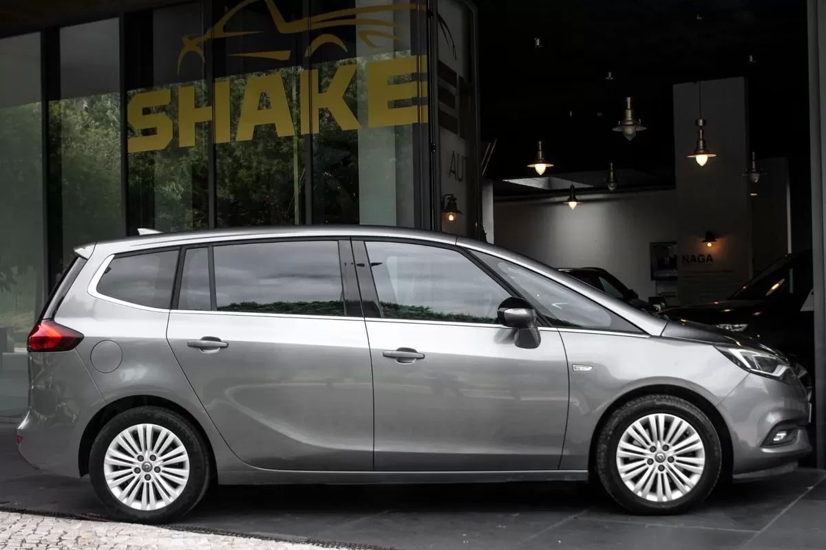opel-zafira-2018-diesel-1598cc