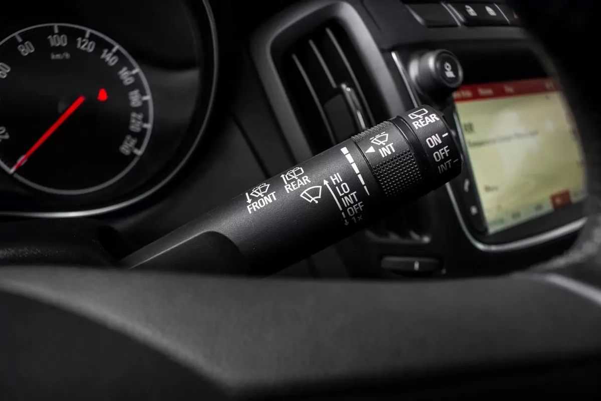 opel-zafira-2018-diesel-1598cc