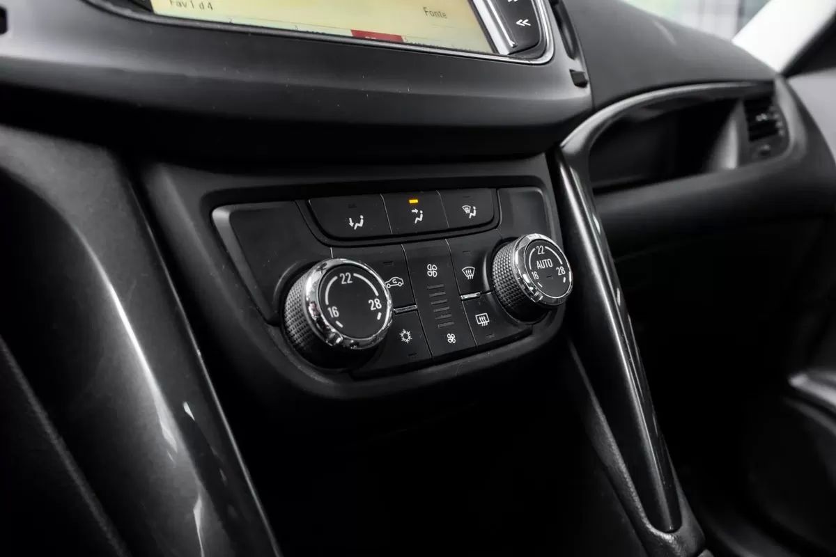 opel-zafira-2018-diesel-1598cc