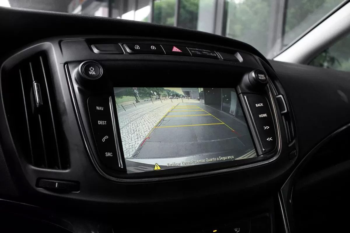 opel-zafira-2018-diesel-1598cc