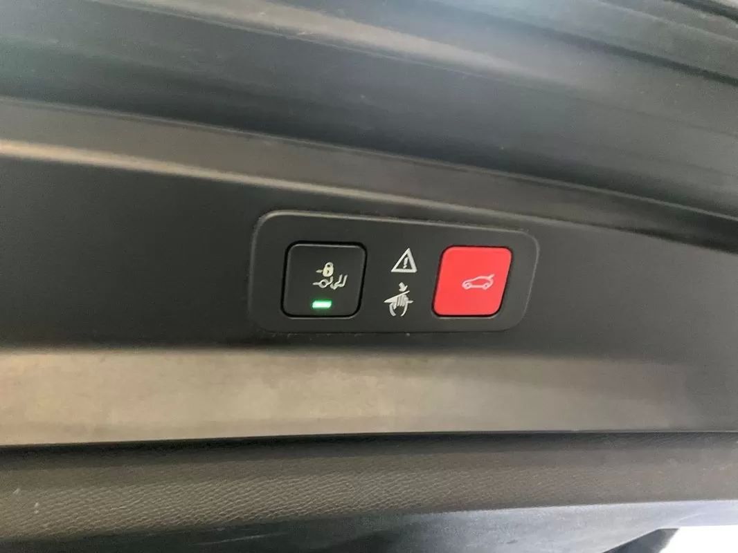 peugeot-5008-2019-diesel-1499cc