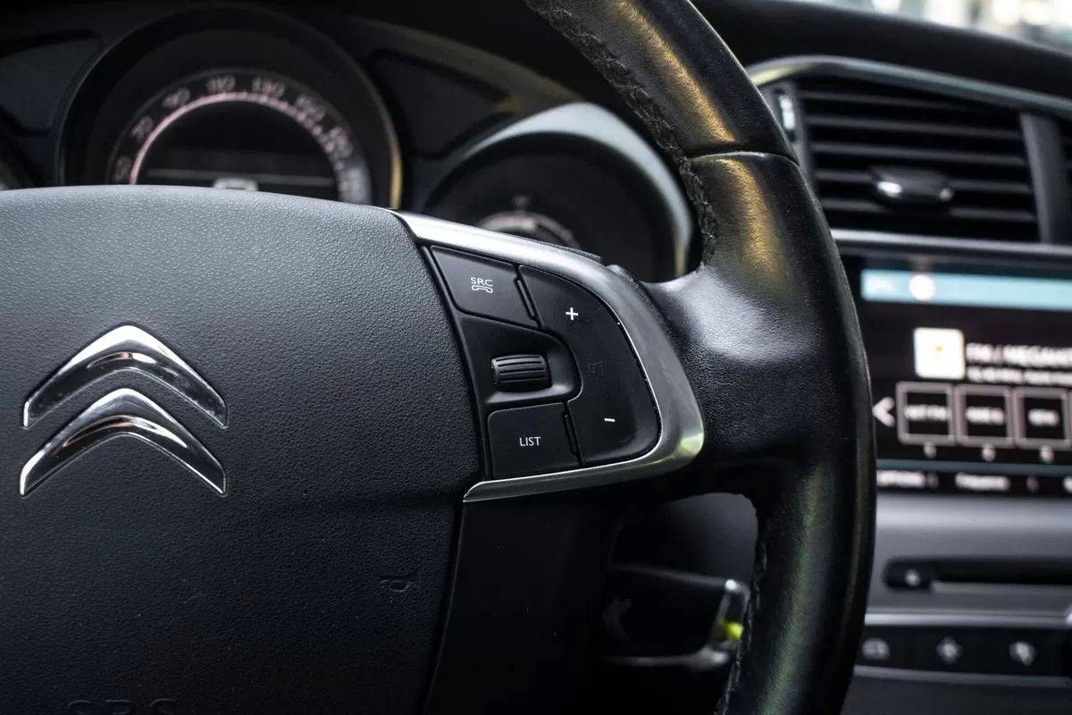 citroen-c4-2017-gasolina-1199cc
