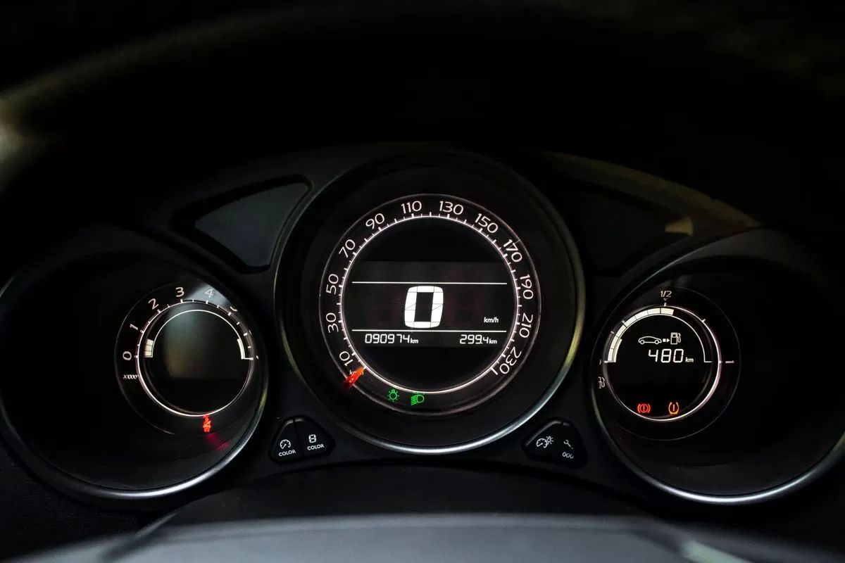 citroen-c4-2017-gasolina-1199cc