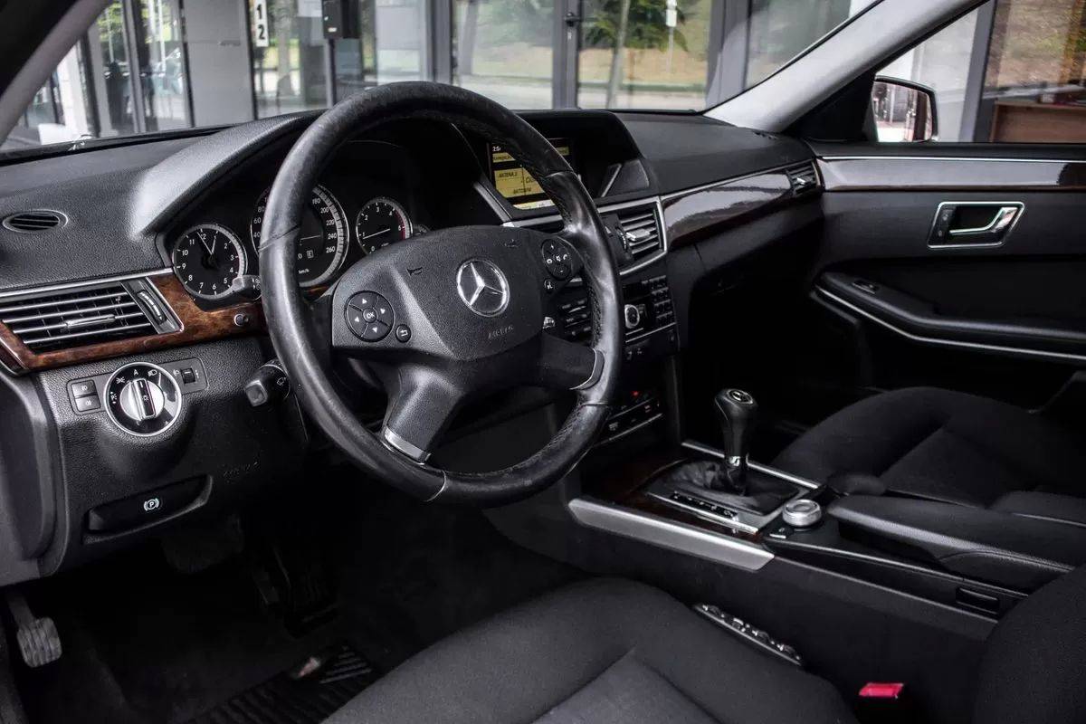 mercedes-benz-classe-e-2010-diesel-2143cc