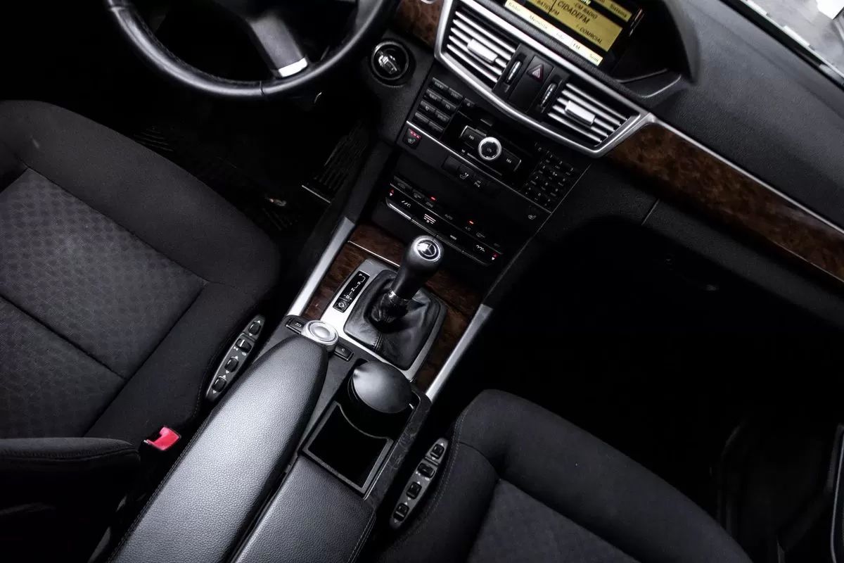 mercedes-benz-classe-e-2010-diesel-2143cc
