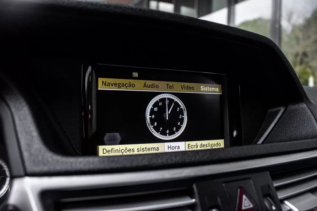 mercedes-benz-classe-e-2010-diesel-2143cc