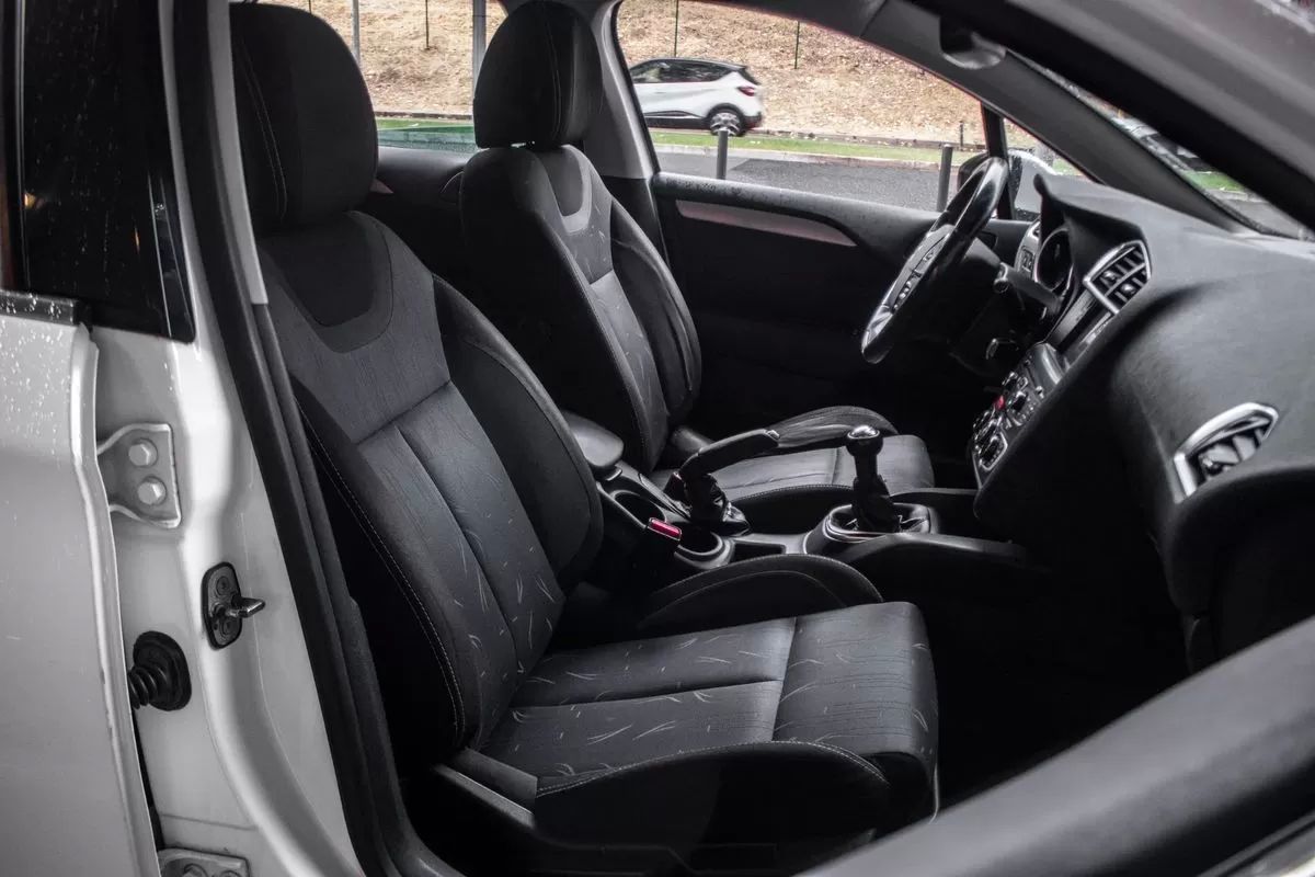 citroen-c4-2011-diesel-1560cc