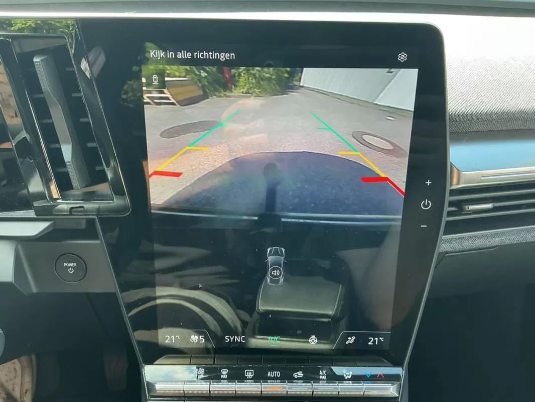 renault-megane-e-tech-2024-eletrico-0cc