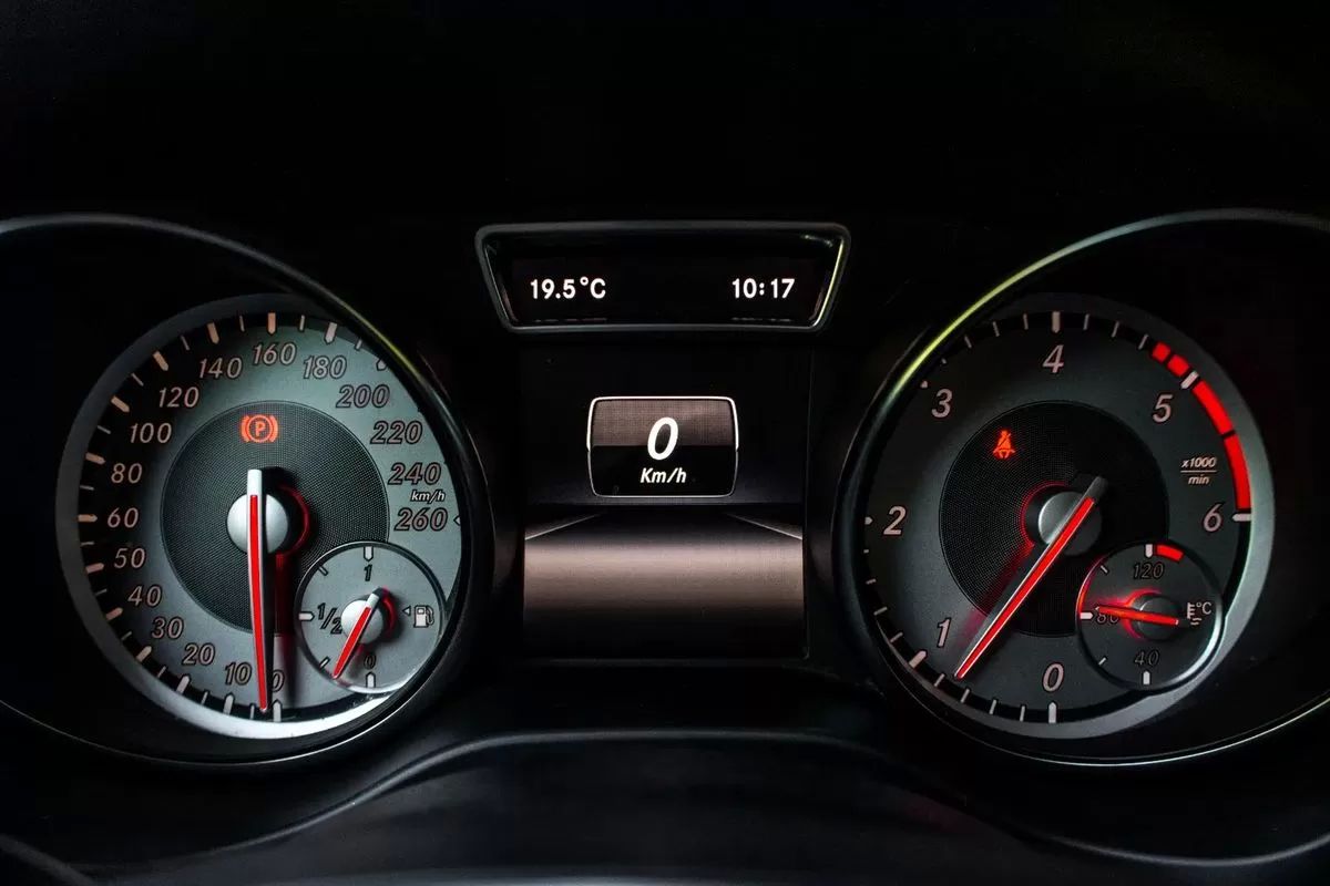 mercedes-benz-cla-2014-diesel-1796cc