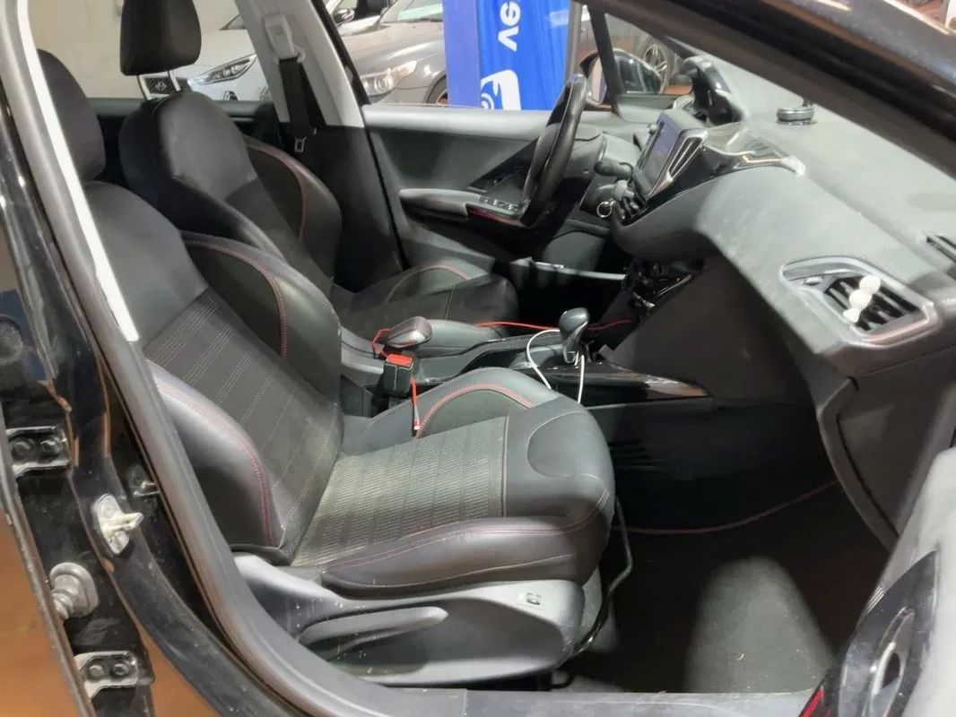 peugeot-2008-2019-gasolina-1199cc