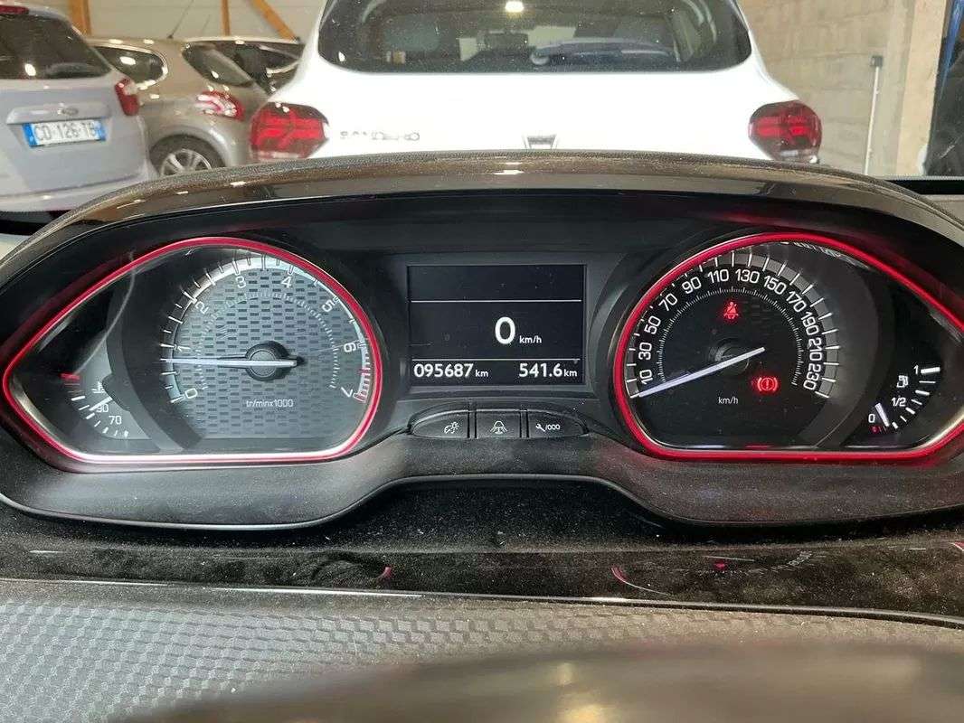 peugeot-2008-2016-gasolina-1199cc