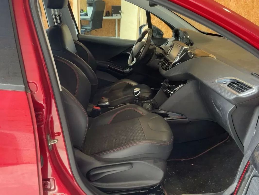 peugeot-2008-2016-gasolina-1199cc