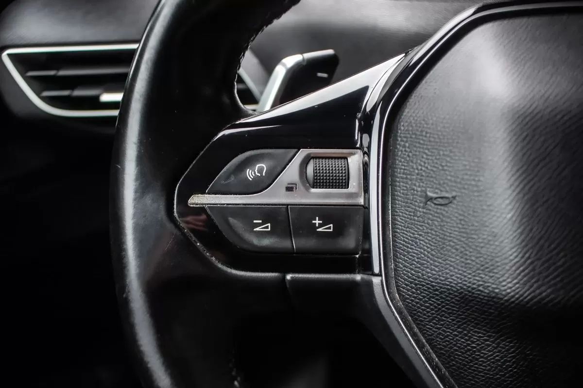 peugeot-3008-2018-diesel-1560cc