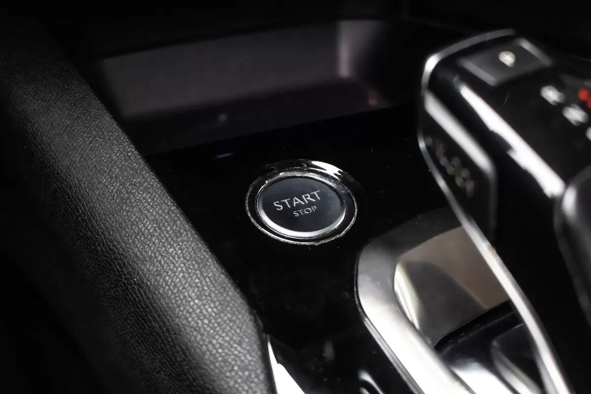 peugeot-3008-2018-diesel-1560cc