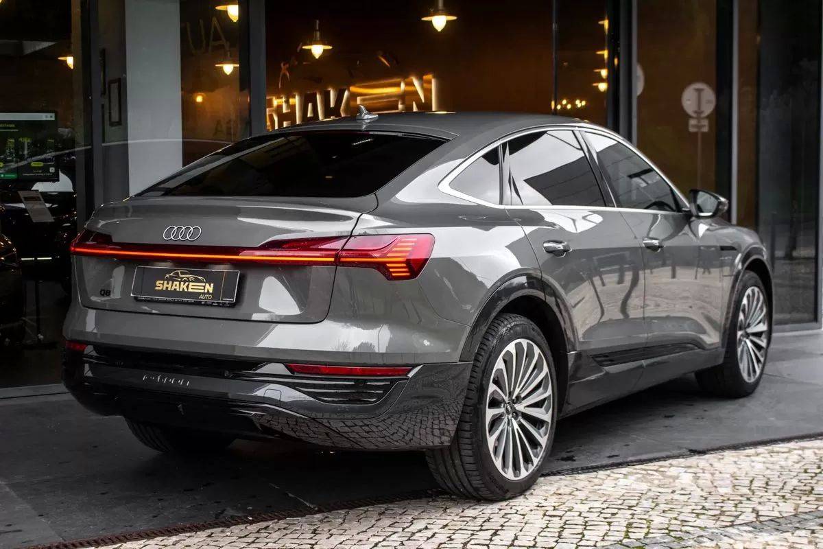 audi-q8-e-tron-2023-eletrico-0cc