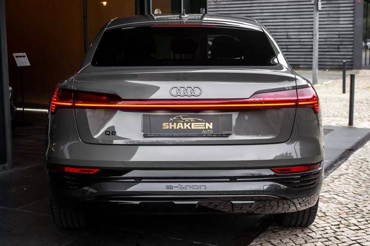 audi-q8-e-tron-2023-eletrico-0cc
