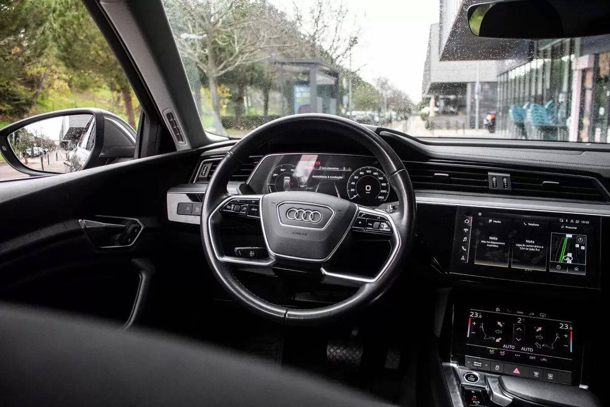 audi-q8-e-tron-2023-eletrico-0cc