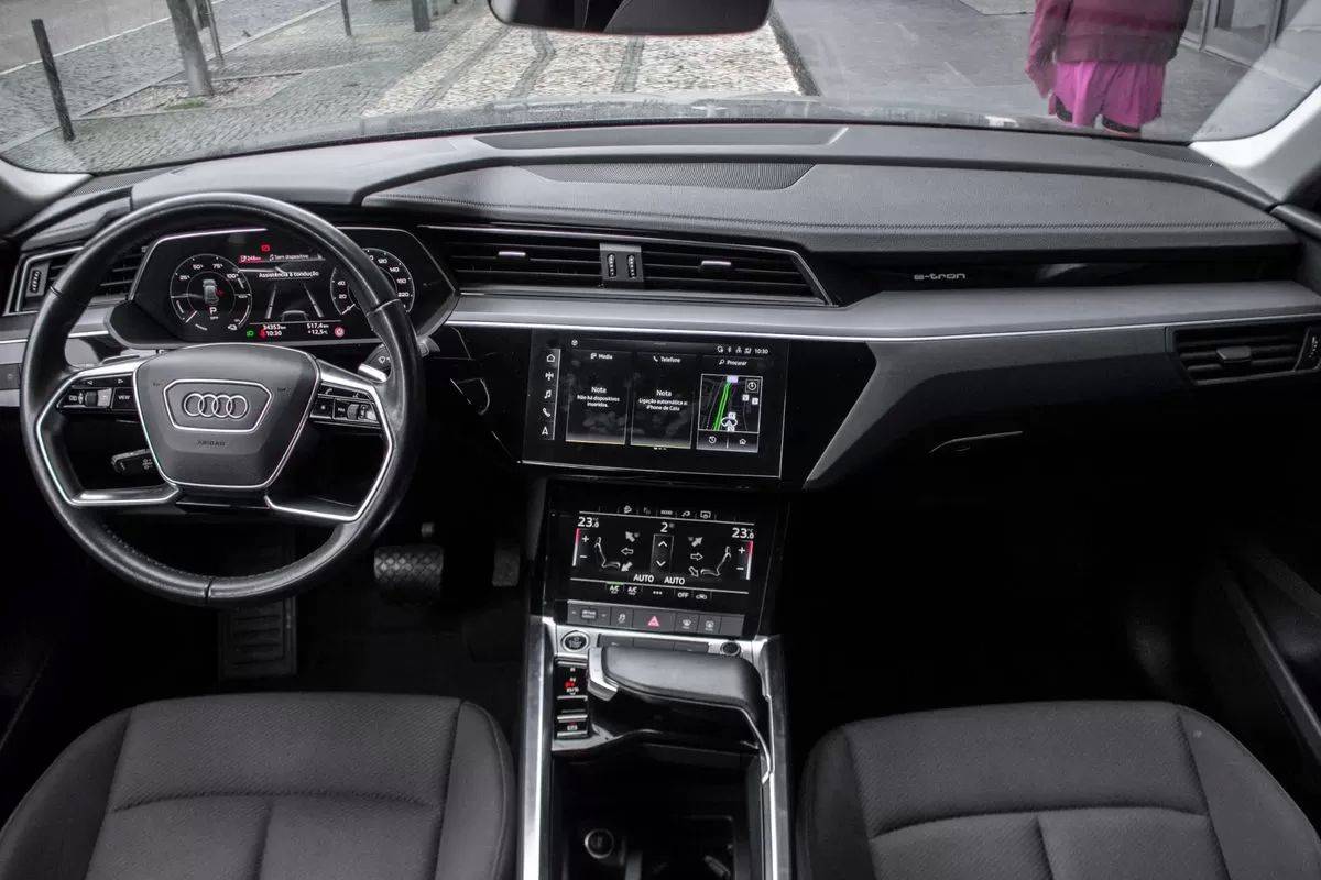 audi-q8-e-tron-2023-eletrico-0cc