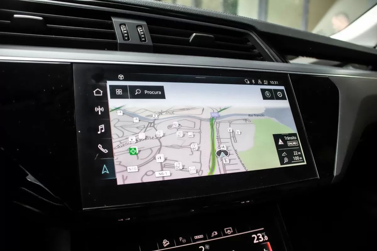 audi-q8-e-tron-2023-eletrico-0cc