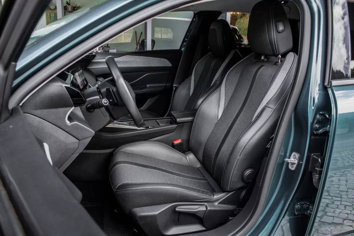 peugeot-308-sw-2022-diesel-1499cc