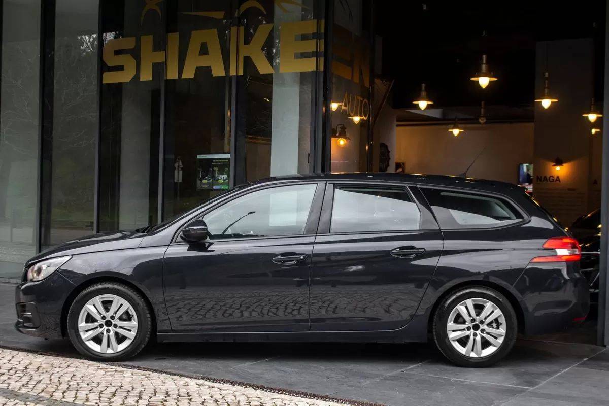 peugeot-308-sw-2019-diesel-1499cc