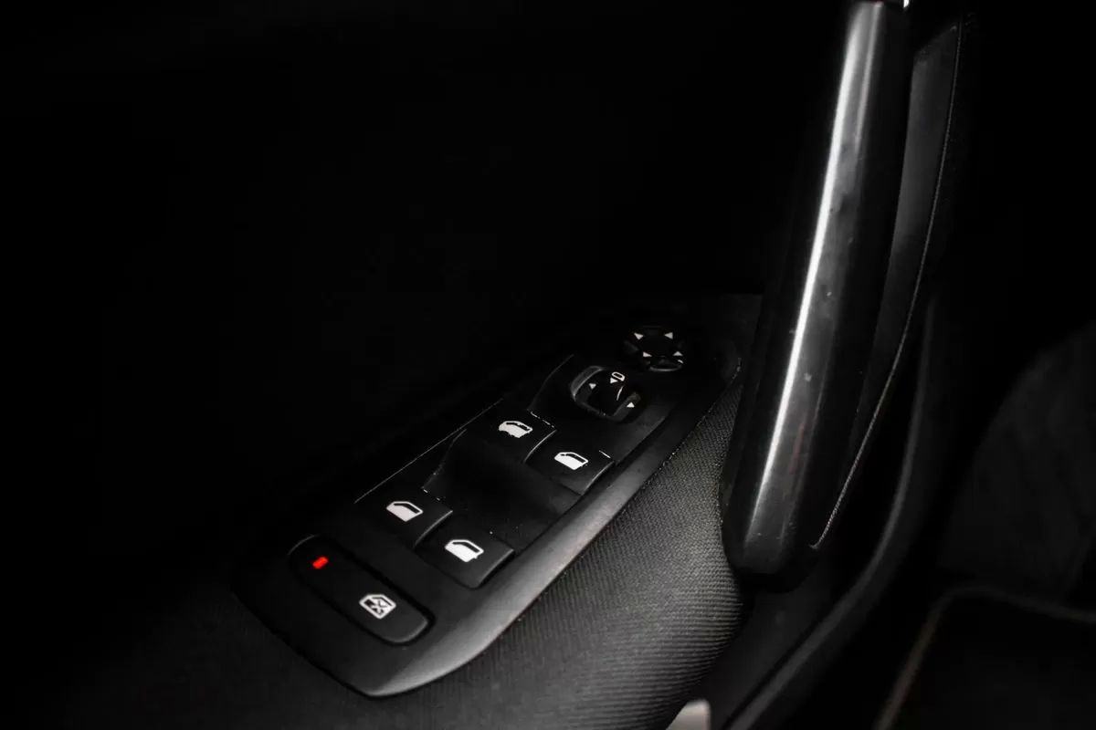 peugeot-308-sw-2019-diesel-1499cc