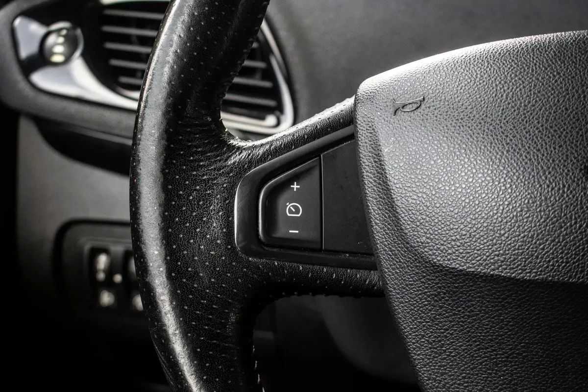 renault-grand-scenic-2015-diesel-1598cc