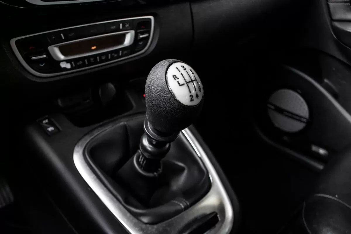 renault-grand-scenic-2015-diesel-1598cc