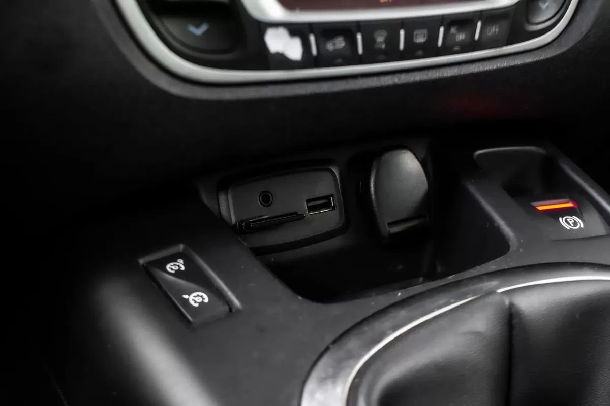 renault-grand-scenic-2015-diesel-1598cc