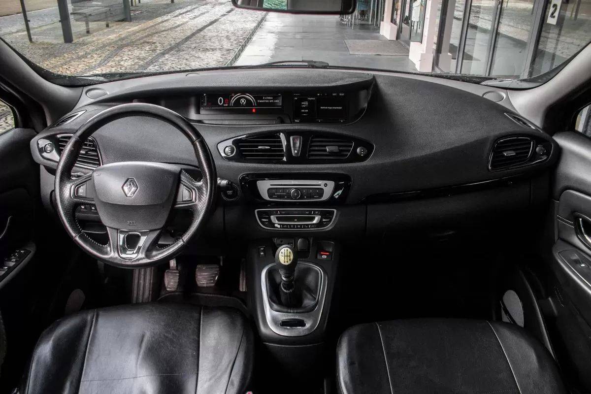 renault-grand-scenic-2015-diesel-1598cc