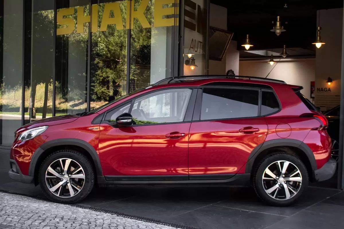 peugeot-2008-2016-gasolina-1199cc