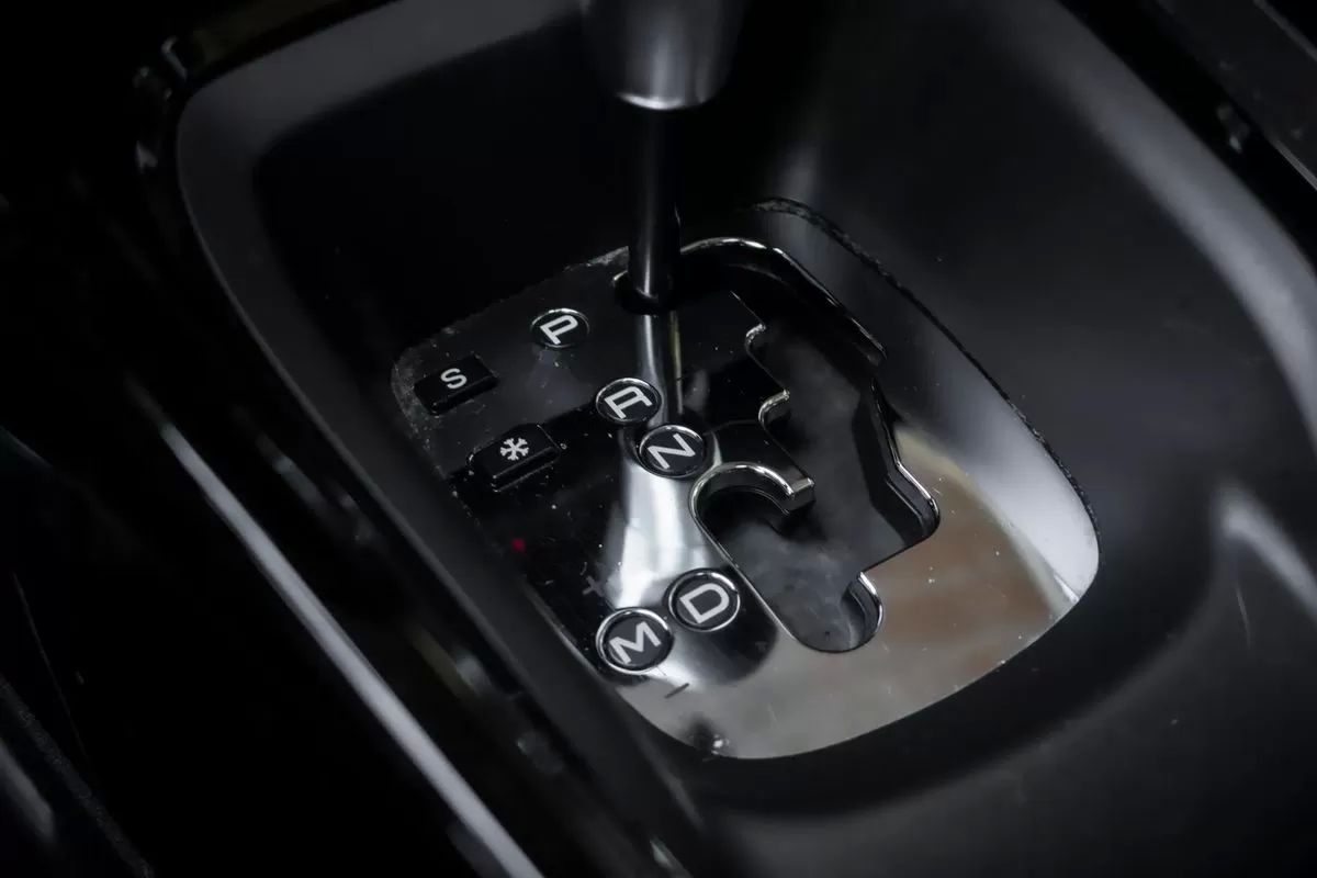 peugeot-2008-2016-gasolina-1199cc