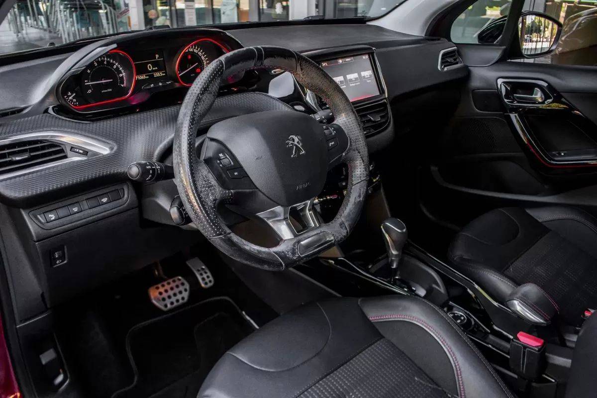 peugeot-2008-2016-gasolina-1199cc
