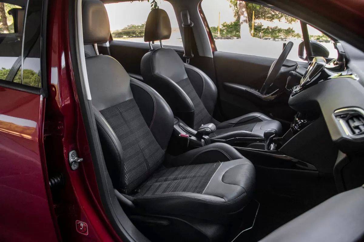 peugeot-2008-2016-gasolina-1199cc