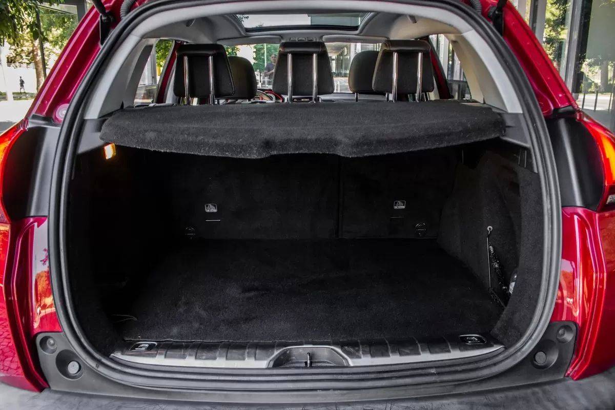 peugeot-2008-2016-gasolina-1199cc