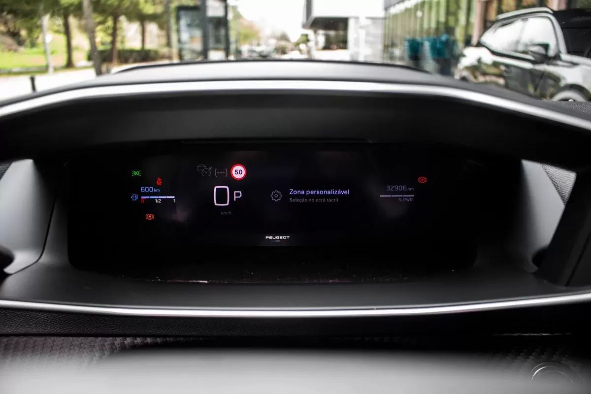 peugeot-208-2025-gasolina-1199cc